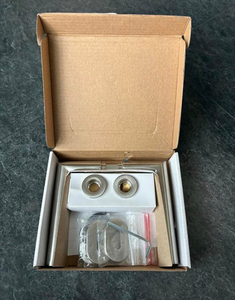 Svedex Air Nova deurklinken 2 stuks met loopslot, Ophalen of Verzenden, Nieuw, Rvs, Klink of Kruk