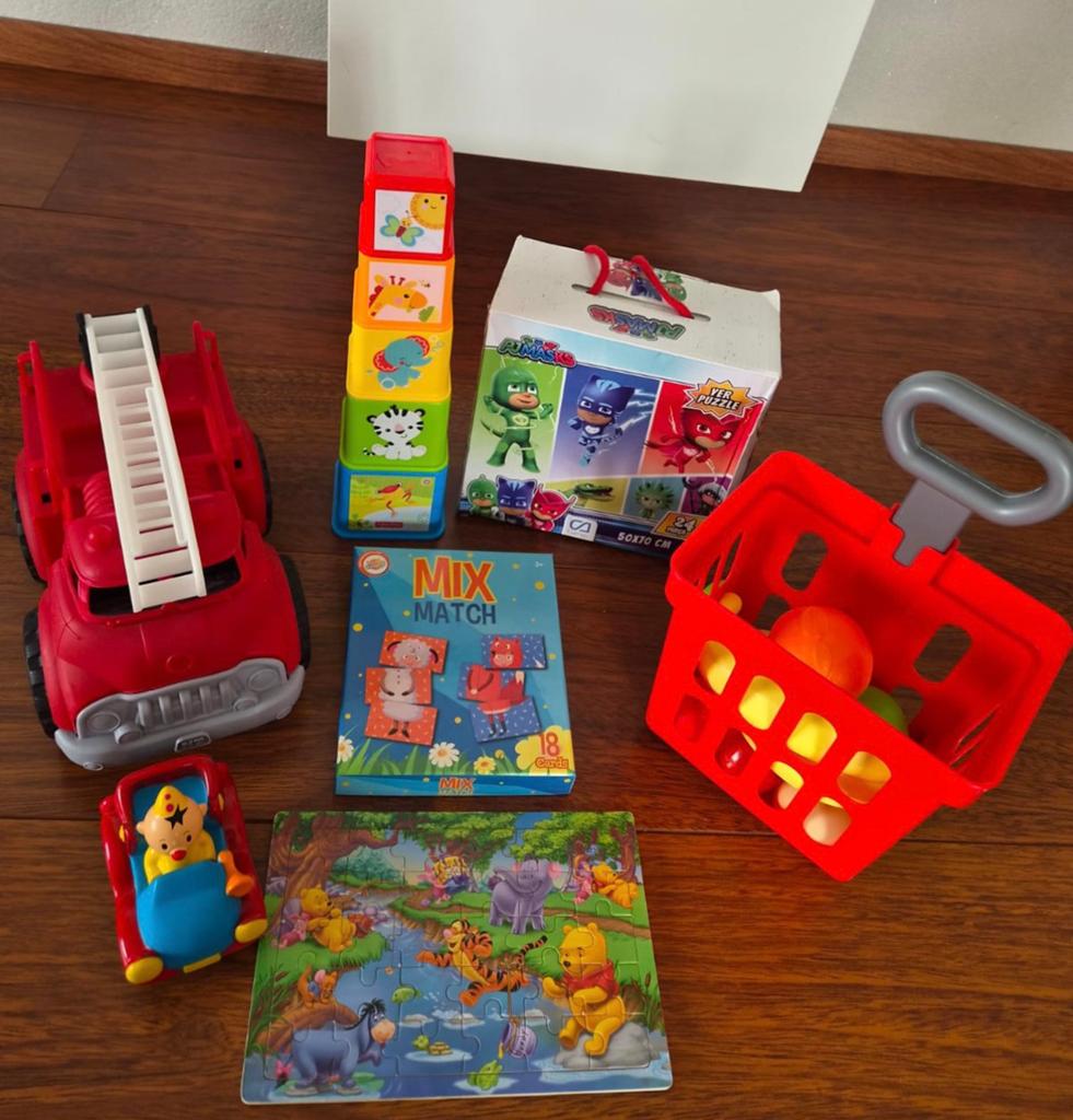 Blokken, puzzels en voertuigen, Ophalen, Gebruikt, Jongen of Meisje