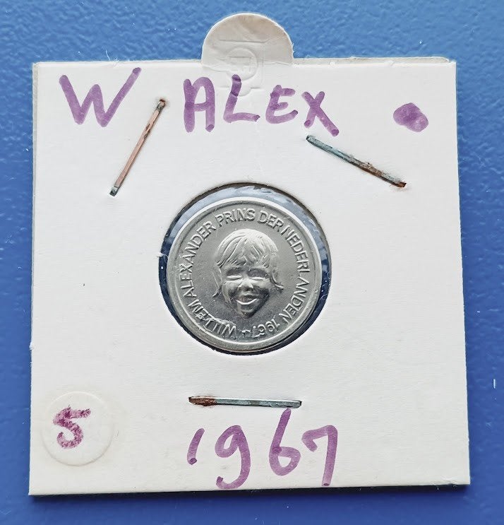 Herdenkingspenning geboorte Willem-Alexander 1967-1980, Postzegels en Munten, Penningen en Medailles, Verzenden, Overige materialen