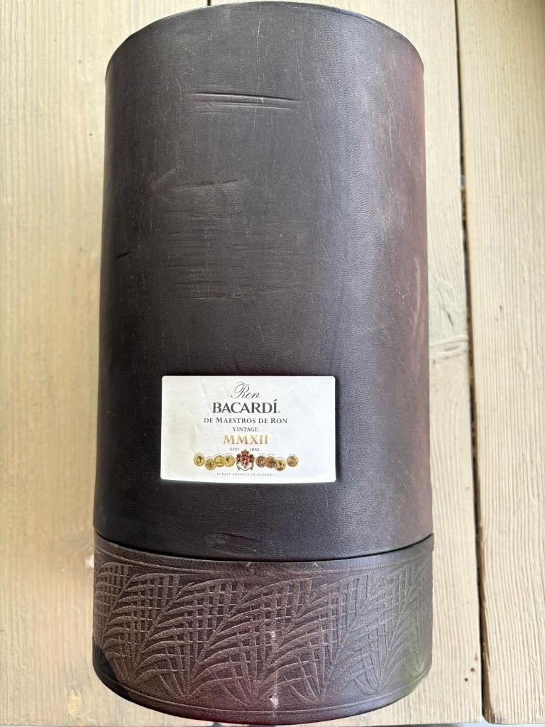Bacardi case voor luxefles, leder met 2 slotjes, Ophalen, Zo goed als nieuw, Overige typen