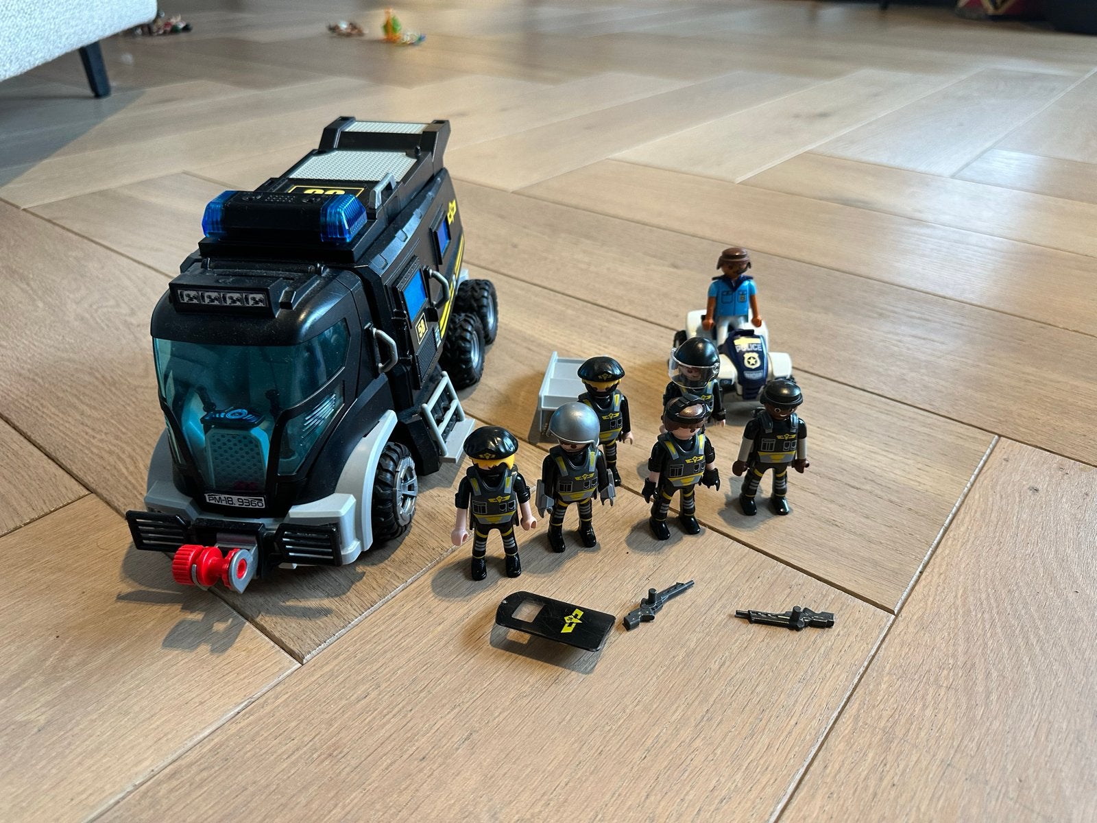 Playmobil 9360 Politie SWAT Truck met Figuren en Accessoires, Gebruikt, Complete set, Voertuig, Ophalen of Verzenden
