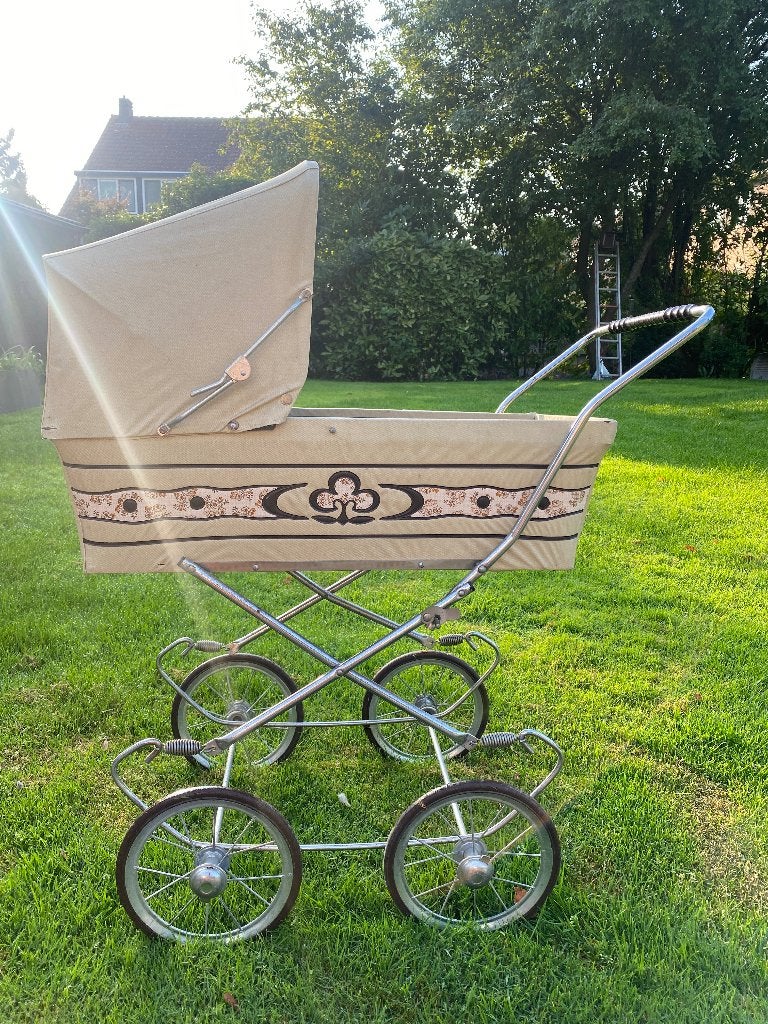 Kinderwagen vintage, Ophalen of Verzenden, Gebruikt, Babypop
