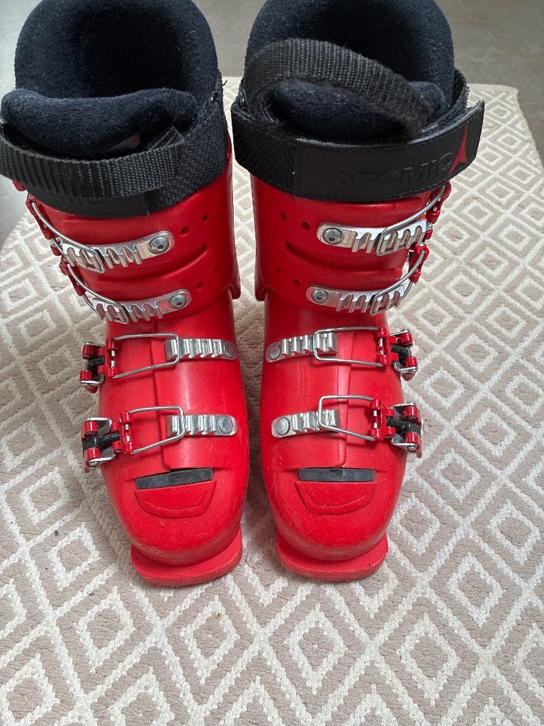 Skischoenen Atomic Redster Jr 50, Sport en Fitness, 140 tot 160 cm, Gebruikt, Schoenen, Ophalen of Verzenden