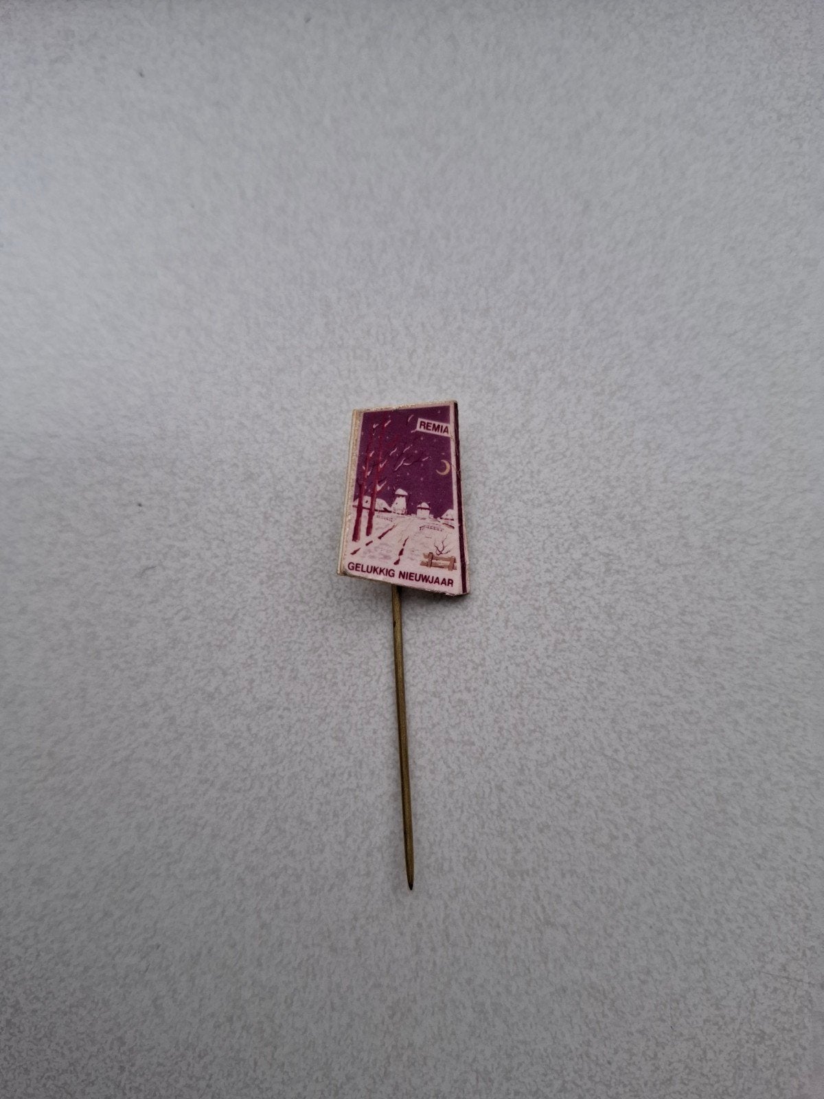 Vintage speldje pin prikker steekspeld Remia, Ophalen of Verzenden