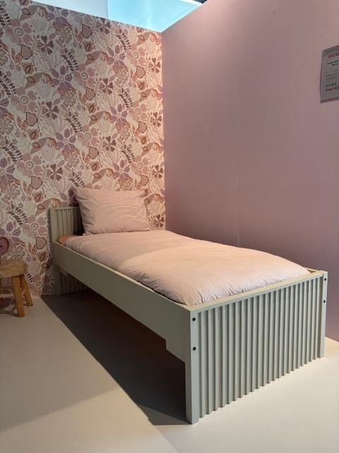 Europe Baby Track Bed - 90 x 200 cm - Oatmeal, Ophalen, Zo goed als nieuw, 180 cm of meer, 85 tot 100 cm