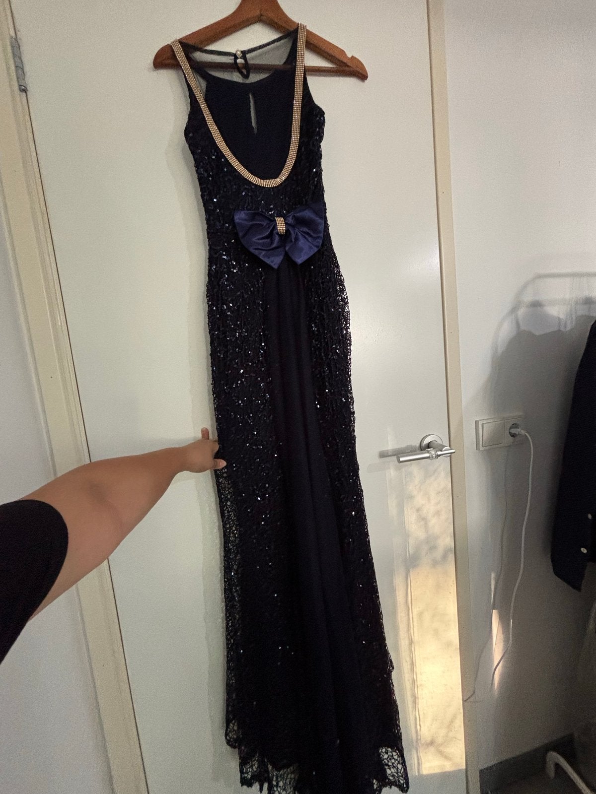 NIEUW - Elegante Galajurk - maat S, Ophalen, Galajurk, Blauw, Zo goed als nieuw