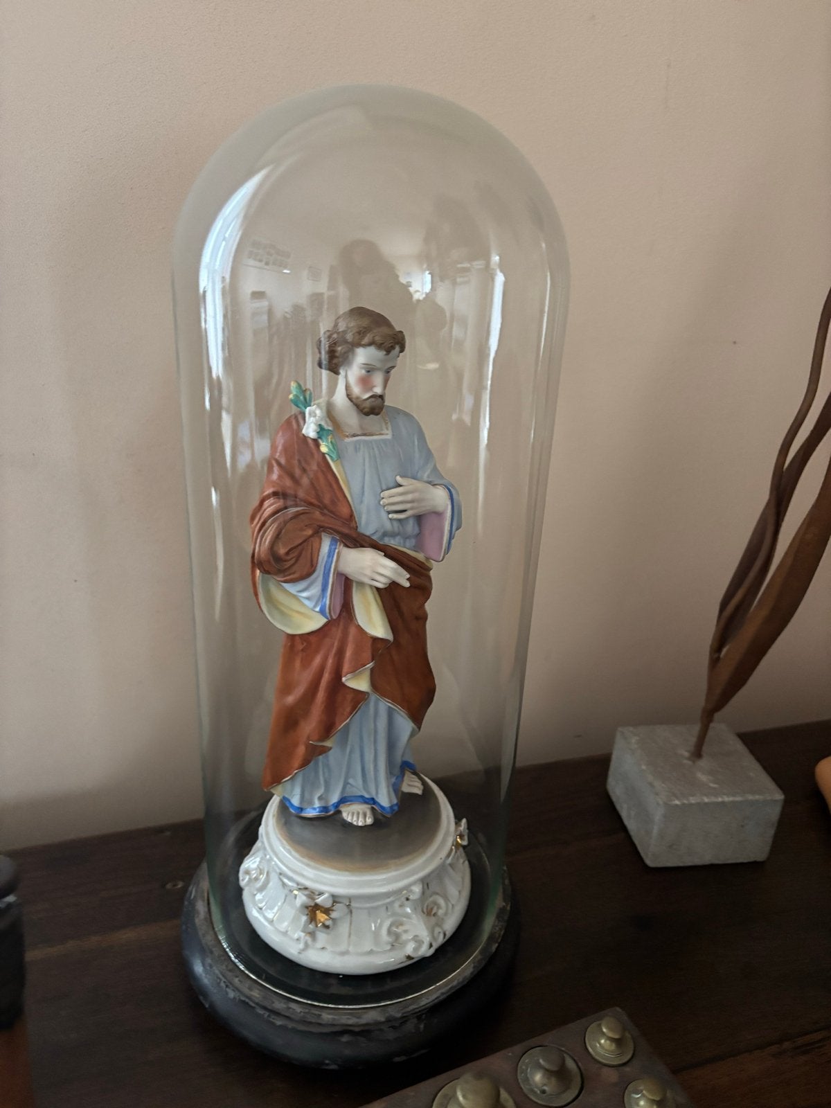Antiek beeld van Heilige Jozef onder glazen stolp, Antiek en Kunst, Antiek | Religie, Ophalen
