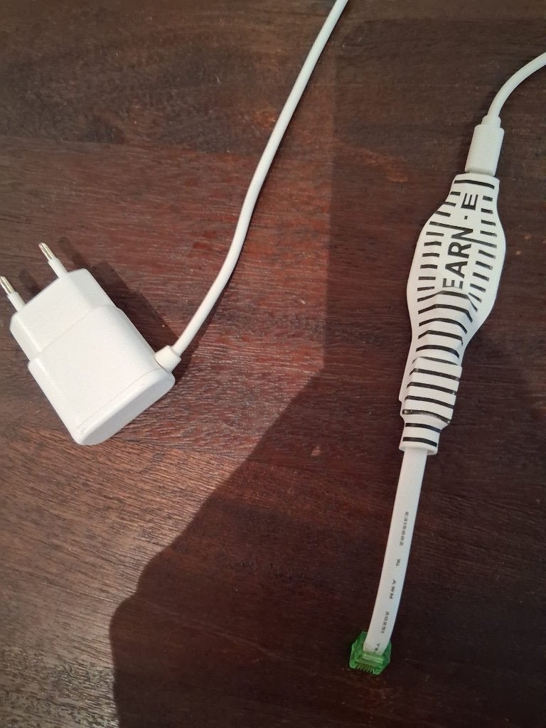 EARN-E energiemonitor / P1-meter met adapter, Ophalen of Verzenden, Gebruikt