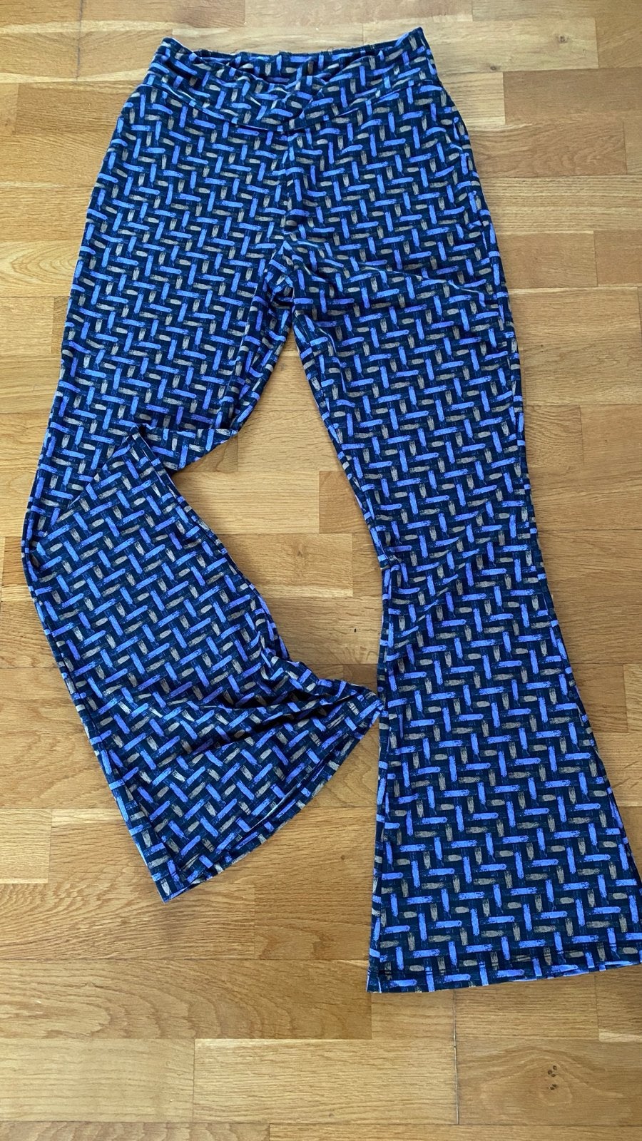 Eksept flared broek met print - Maat M, Maat 38/40 (M), Meerkleurig, Ophalen of Verzenden, Lang
