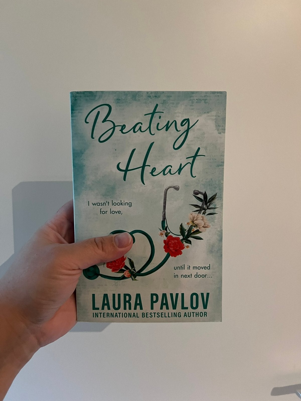 Beating heart - Laura Pavlov, Verzenden, Nieuw, Fictie