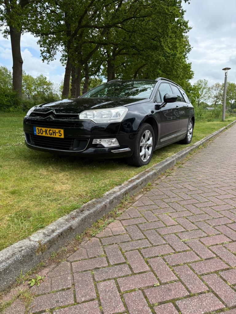Citroën C5 2.2 Hdif Tourer 2009 Zwart, Auto's, Citroën, Voorwielaandrijving, 15 km/l, Zwart, Leder en Stof