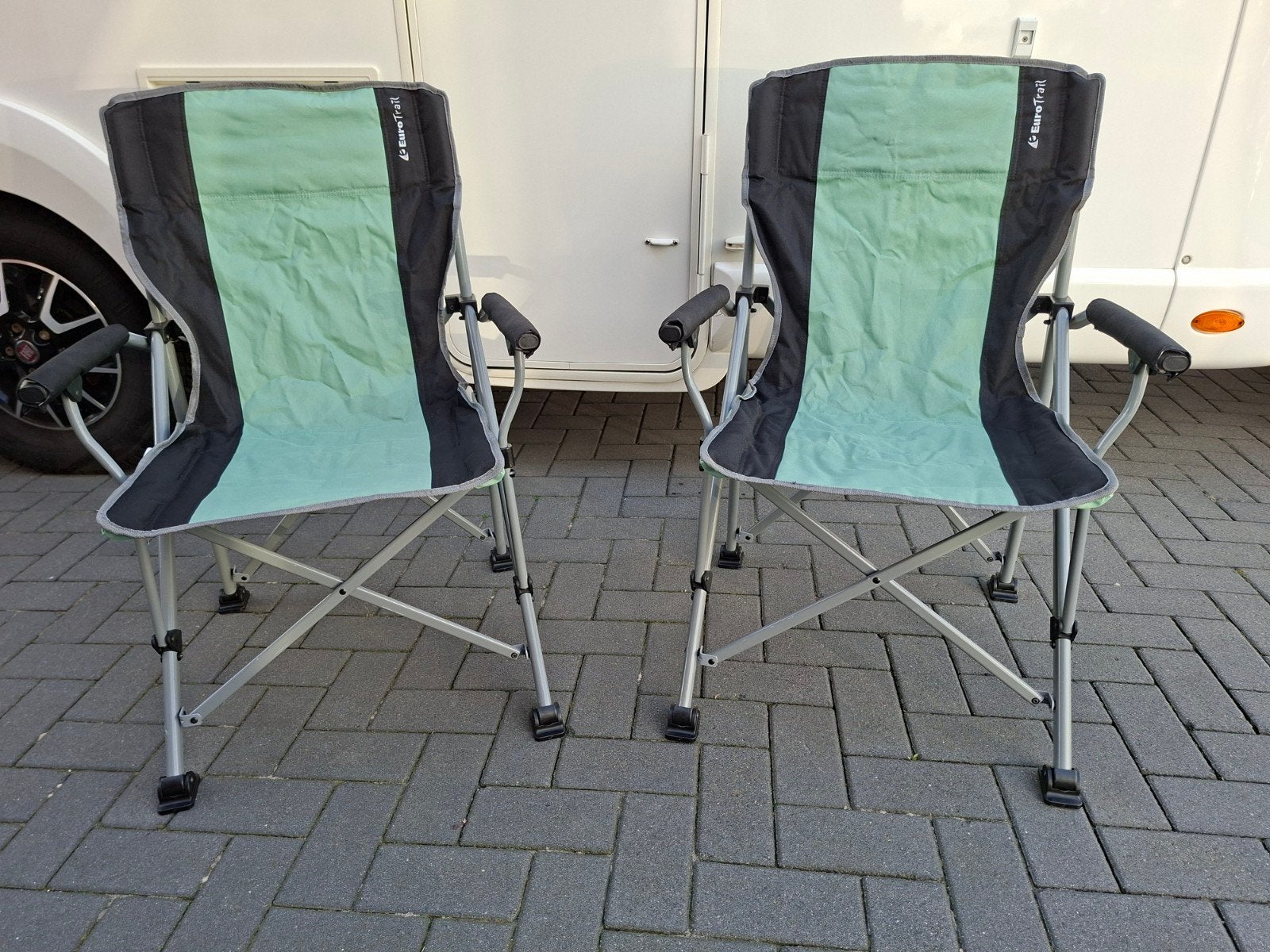 2x Eurotrail Inklapbare Stoelen Groen/Zwart met Tas, Ophalen, Gebruikt