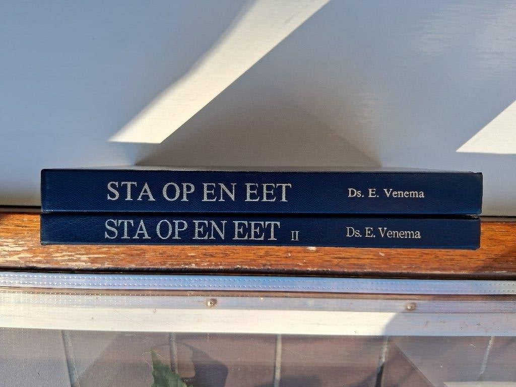 Sta op en eet (dl. 1+2) - ds. E. Venema, Ophalen of Verzenden, Zo goed als nieuw, Ds. E. Venema, Christendom | Protestants