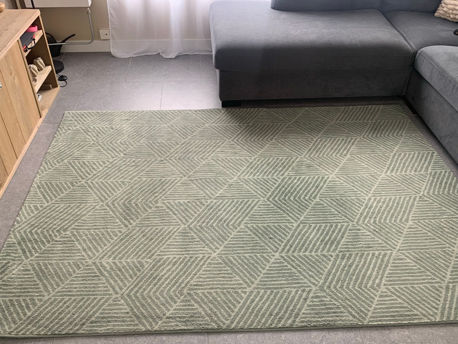 Modern Vloerkleed met Geometrisch Patroon (1.69 x 2.38 m), Ophalen, Gebruikt, 150 tot 200 cm, 200 cm of meer