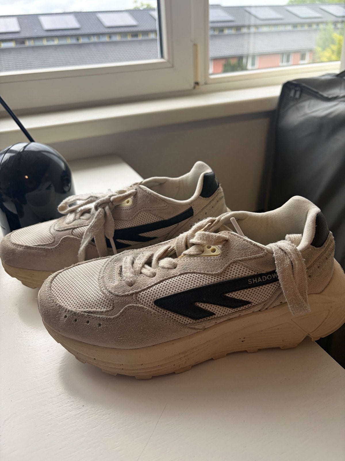 Hi-Tec Shadow RGS Sneakers - Beige/Zwart - Maat 38, Kleding | Dames, Schoenen, Verzenden, Gedragen, Beige, Sneakers of Gympen