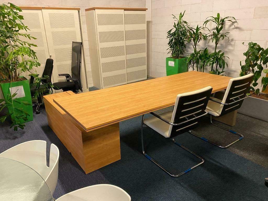 1 x Directiebureau Ahrend (slinger), bamboe, 270 x 110 cm., Ophalen, Gebruikt, 110 cm, Bureau-kast combinatie