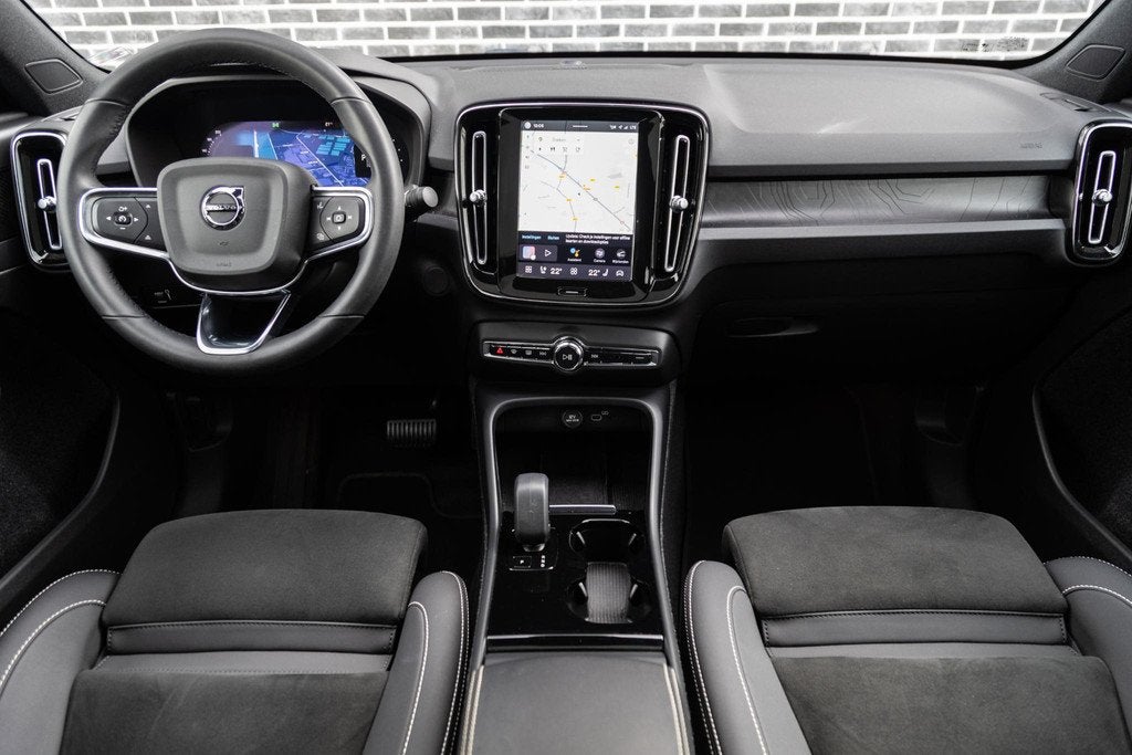 Volvo C40 Recharge Twin Intro Edition 78 kWh | Warmtepomp |, Auto's, Volvo, 12 maanden, 444 km, Blauw, Leder en Stof