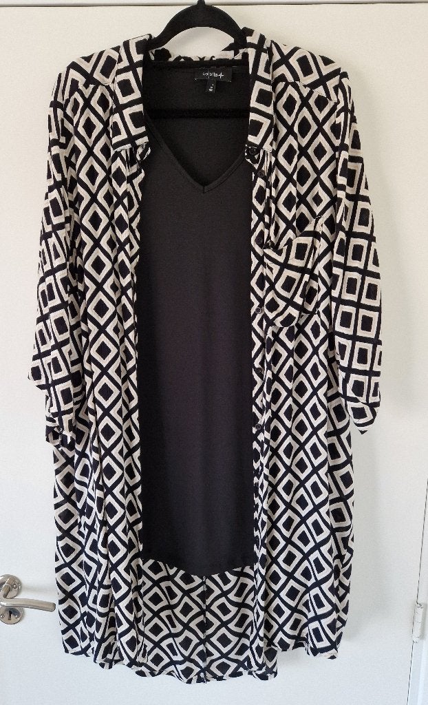 Tk SET blouse KAFFE Curve 48 & zwarte top Colletta 1 (=48), Colletta, Overige kleuren, Verzenden, Blouse of Tuniek