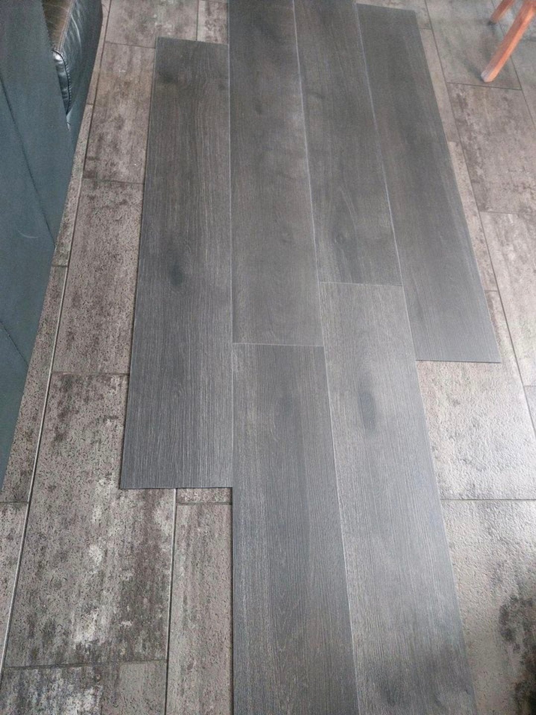 magazijnopruiming 133m2 pvc-vloerstroken antraciet, Nieuw, Ophalen of Verzenden, Vinyl, 75 m² of meer