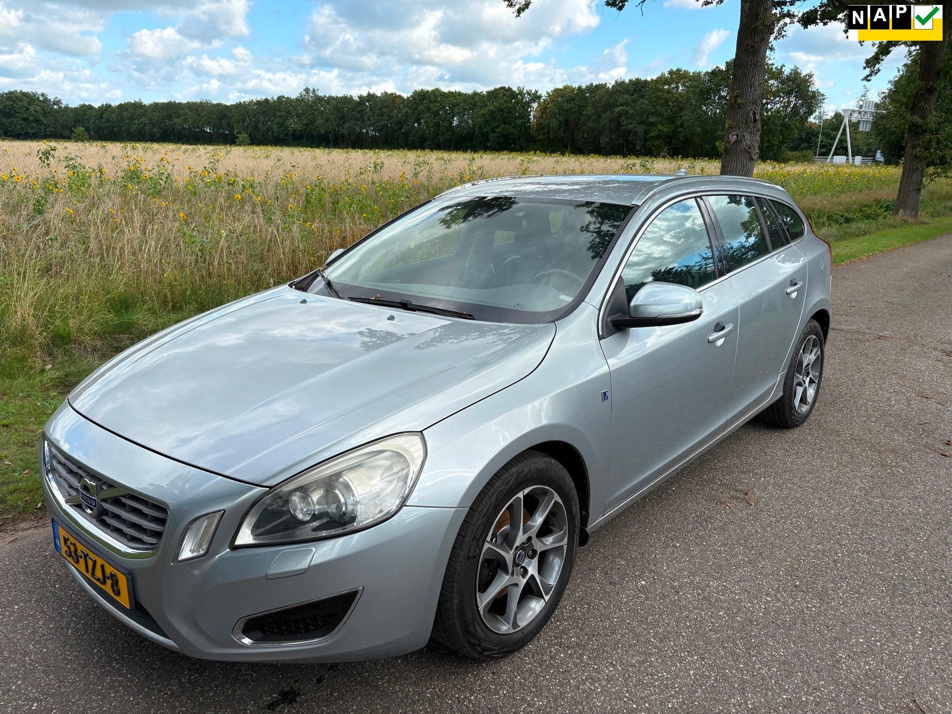 Volvo V60 1.6 T3 Ocean Race Leer/Airco/LM/TEKST LEZEN., Voorwielaandrijving, Gebruikt, 4 cilinders, 150 pk