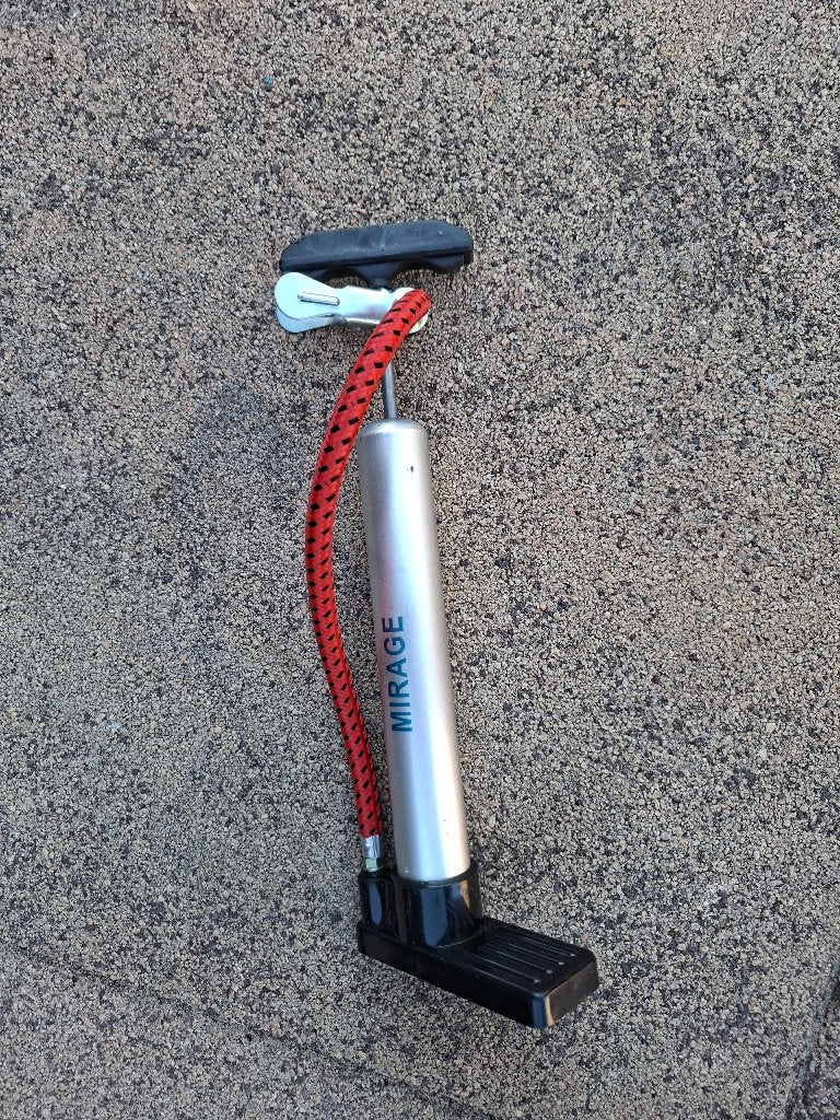 Mirage Fiets Pomp - Compact en Handig (29 cm), Ophalen, Zo goed als nieuw