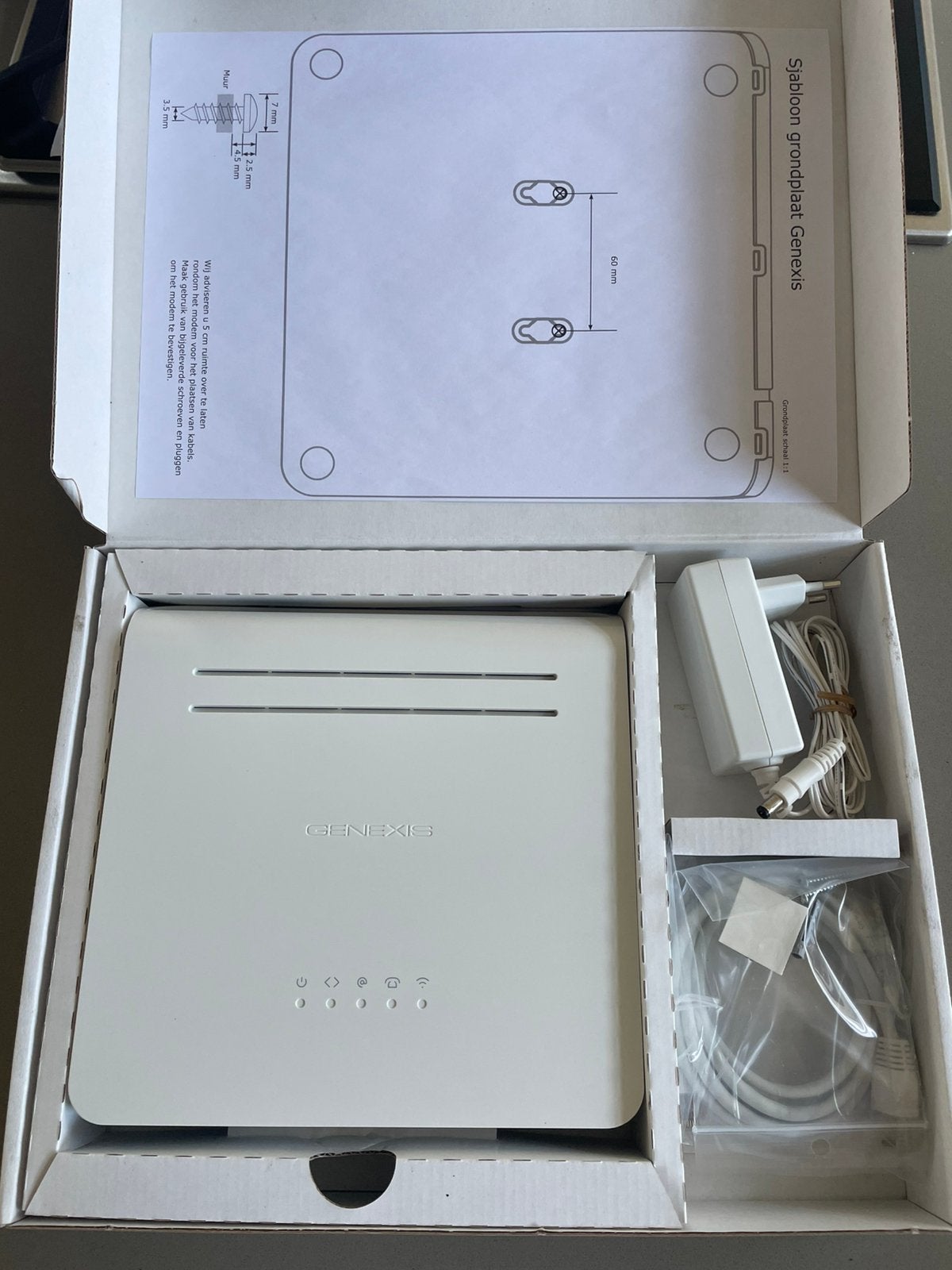 Genexis Platinum 7840, Ophalen of Verzenden, Zo goed als nieuw