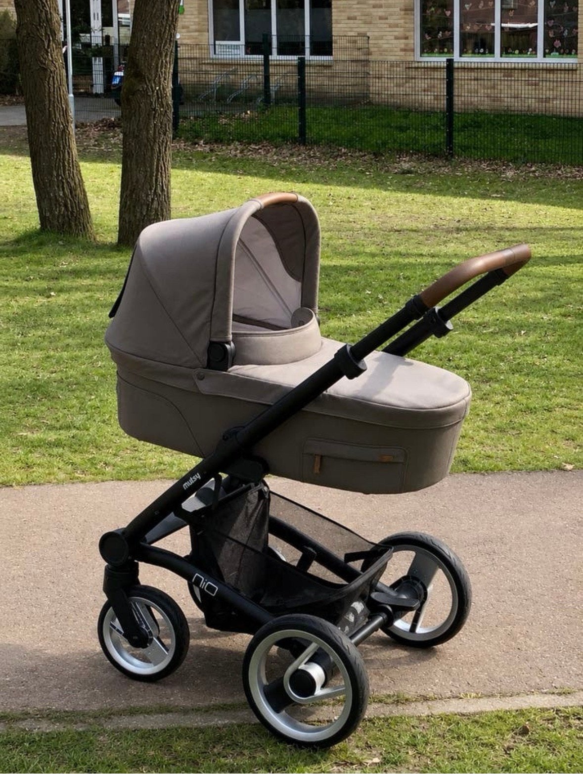 Mutsy Nio Sea Green Kinderwagen met veel extra's, Ophalen, Zo goed als nieuw, Mutsy