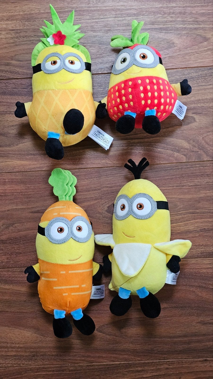 Nieuwe Minions knuffels set van 4 (aardbei, ananas, wortel,, Overige merken, Overige karakters, Overige typen, Nieuw