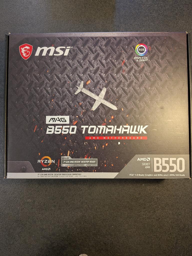 MSI Tomahawk B550, Computers en Software, Moederborden, Ophalen, DDR4, Zo goed als nieuw, Socket AM4