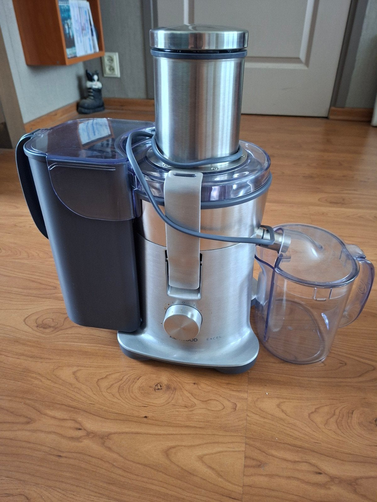 Kenwood sapcentrifuge, Witgoed en Apparatuur, Ophalen, Zo goed als nieuw, Elektrisch, Sapcentrifuge