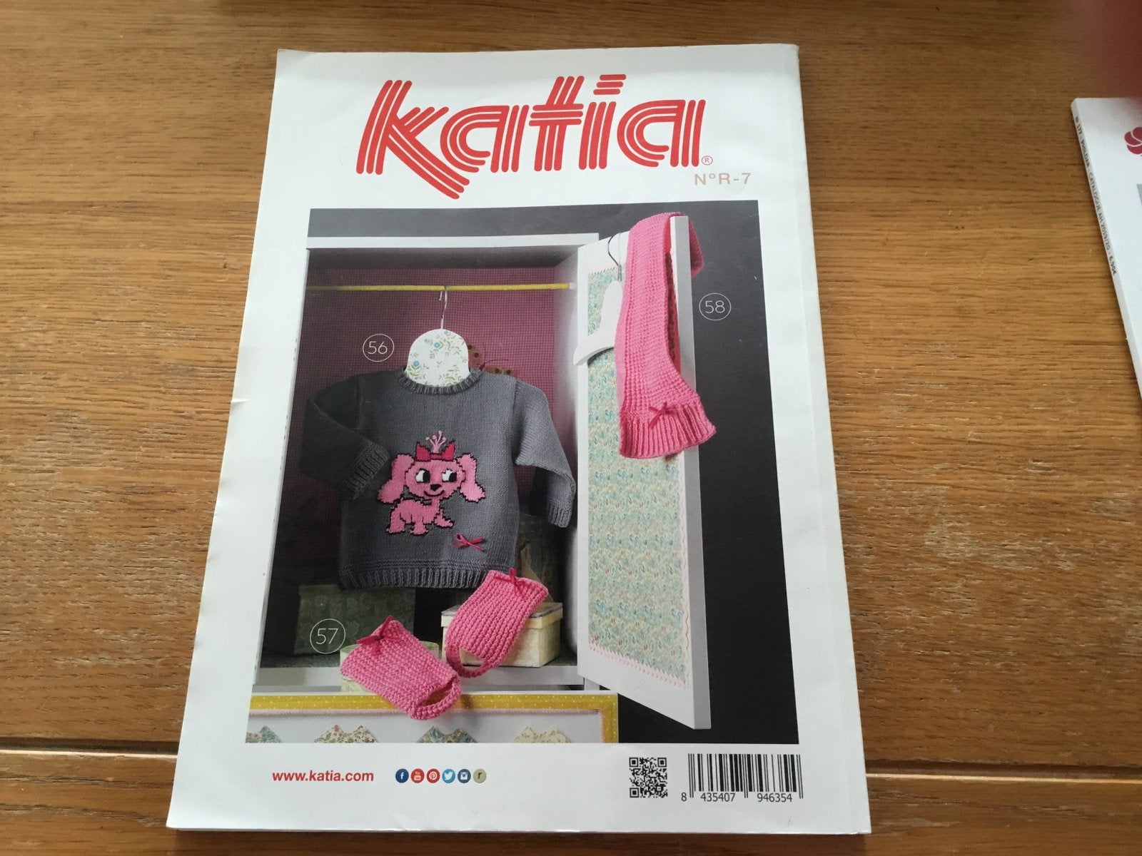Katia Breiboek NR-7 - Babykleding patronen, Ophalen of Verzenden, Zo goed als nieuw