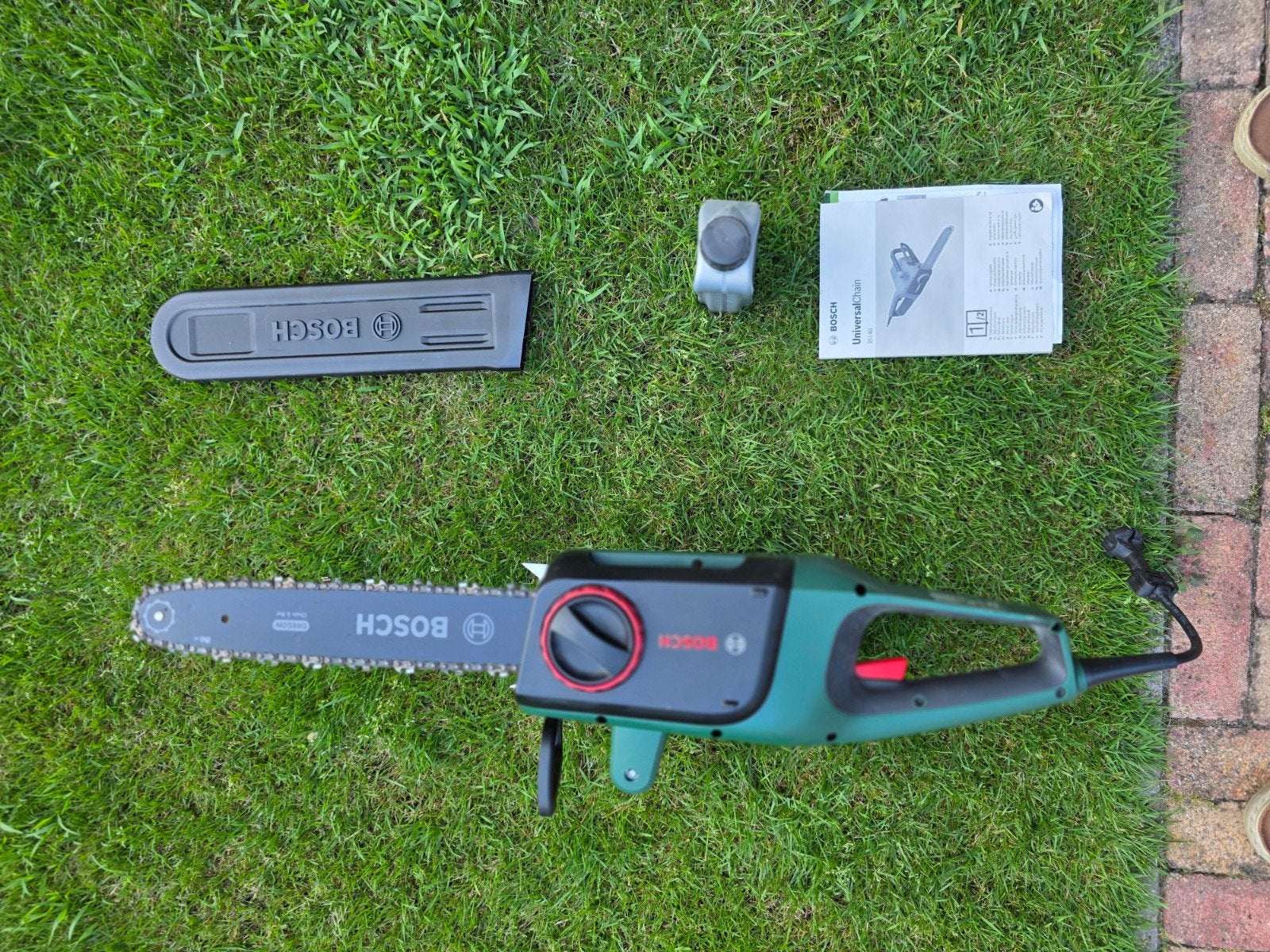Bosch UniversalChain 35 Elektrische Kettingzaag, Ophalen, 70 mm of meer, Kettingzaag, Zo goed als nieuw