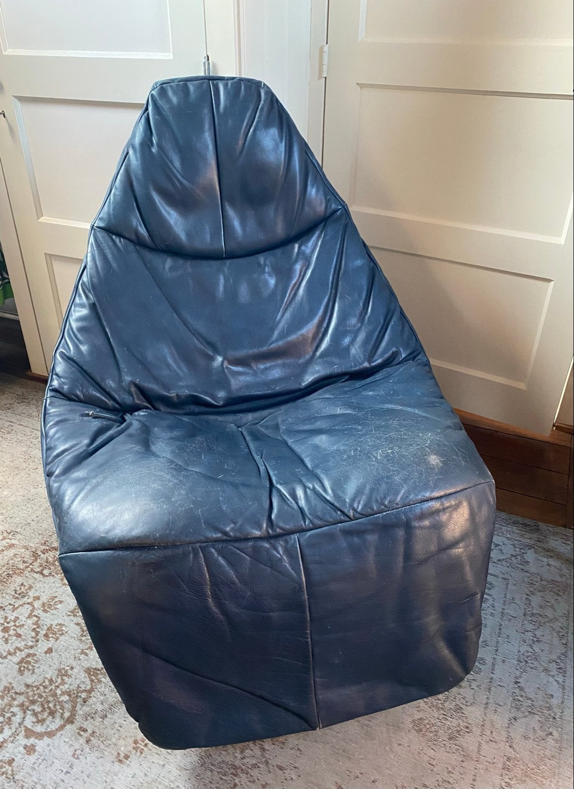 Blauwe lederen Leolux fauteuil met goed zitcomfort, Ophalen, Gebruikt, Leer, 75 tot 100 cm