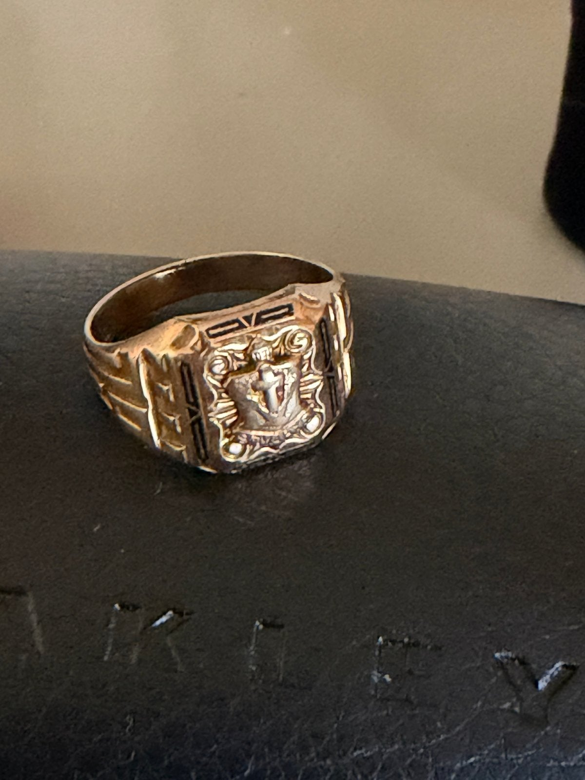 Vintage 10K Gouden Herenring met Kruis en Ster, Ophalen, Gebruikt, Heer, 17 tot 18