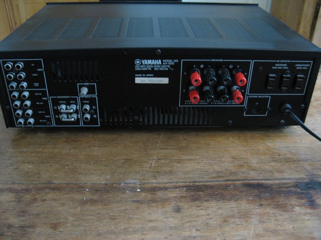 Foto 4 van Yamaha AX -500 versterker, am/fm tuner TX -L400