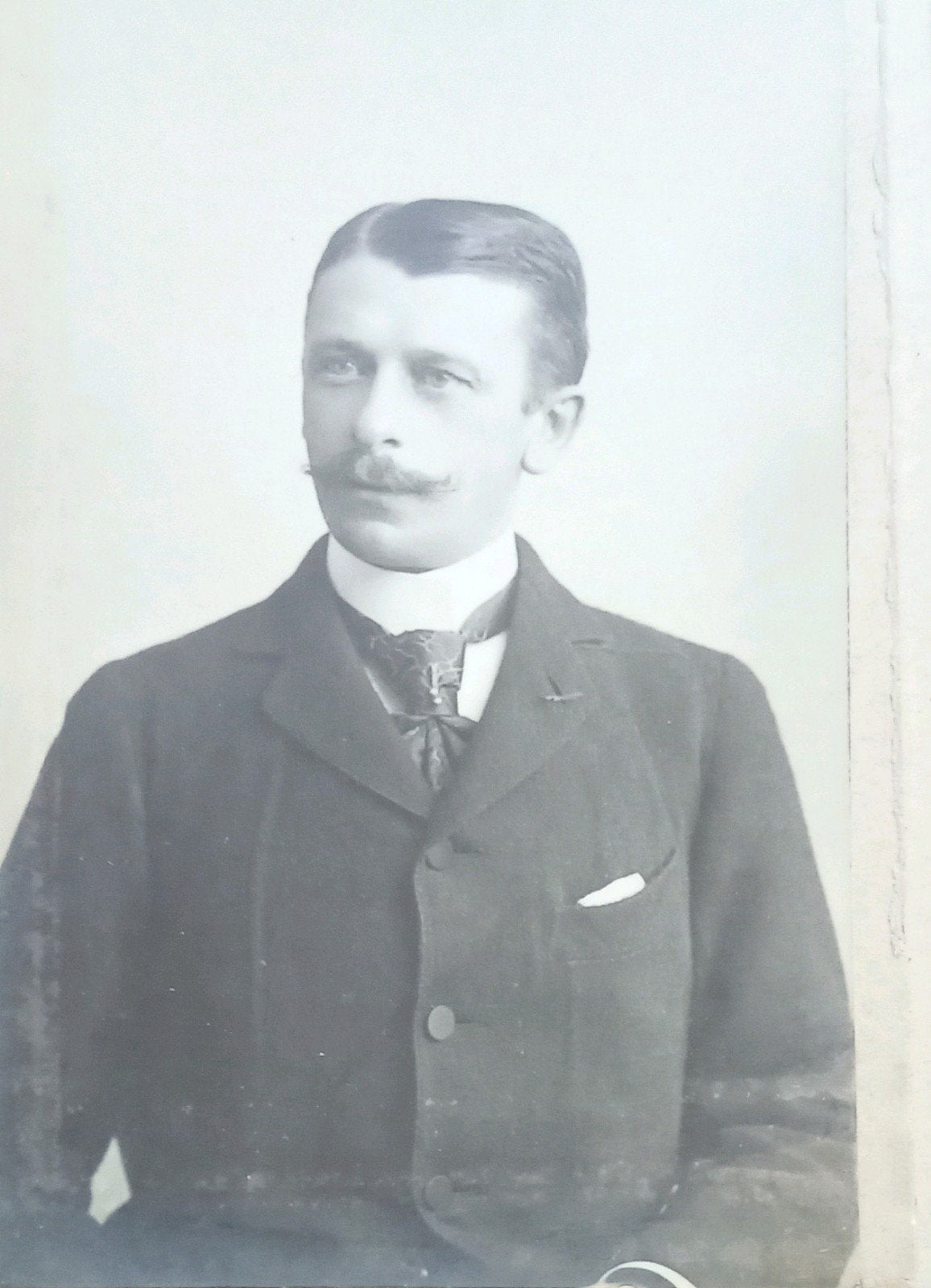 Antieke foto van een jonge man, Ger. Linskens Tienen, Ophalen of Verzenden, Voor 1940, Gebruikt
