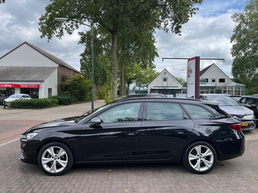 Seat LEON SPORTSTOURER 1.5 TSI FR BUSINESS INT. 150PK / ECC, Voorwielaandrijving, 4 cilinders, 150 pk, Leon