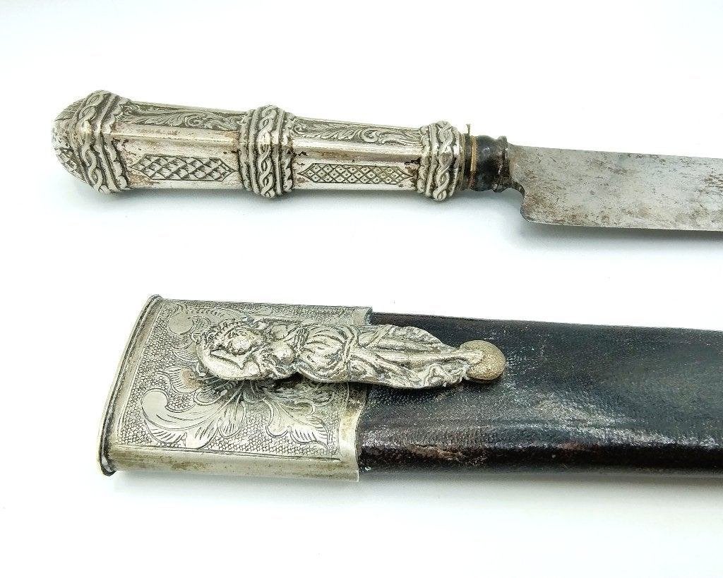 Argentijns Gaucho mes met zilveren heft en schedebeslag, Antiek en Kunst, Verzenden, Zilver