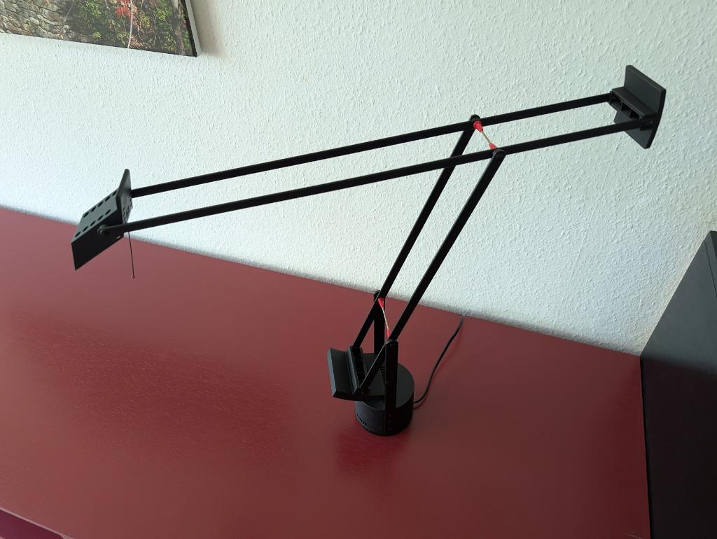 Artemide Tizo Micro tafellamp, Huis en Inrichting, Ophalen, Gebruikt, Metaal, Modern