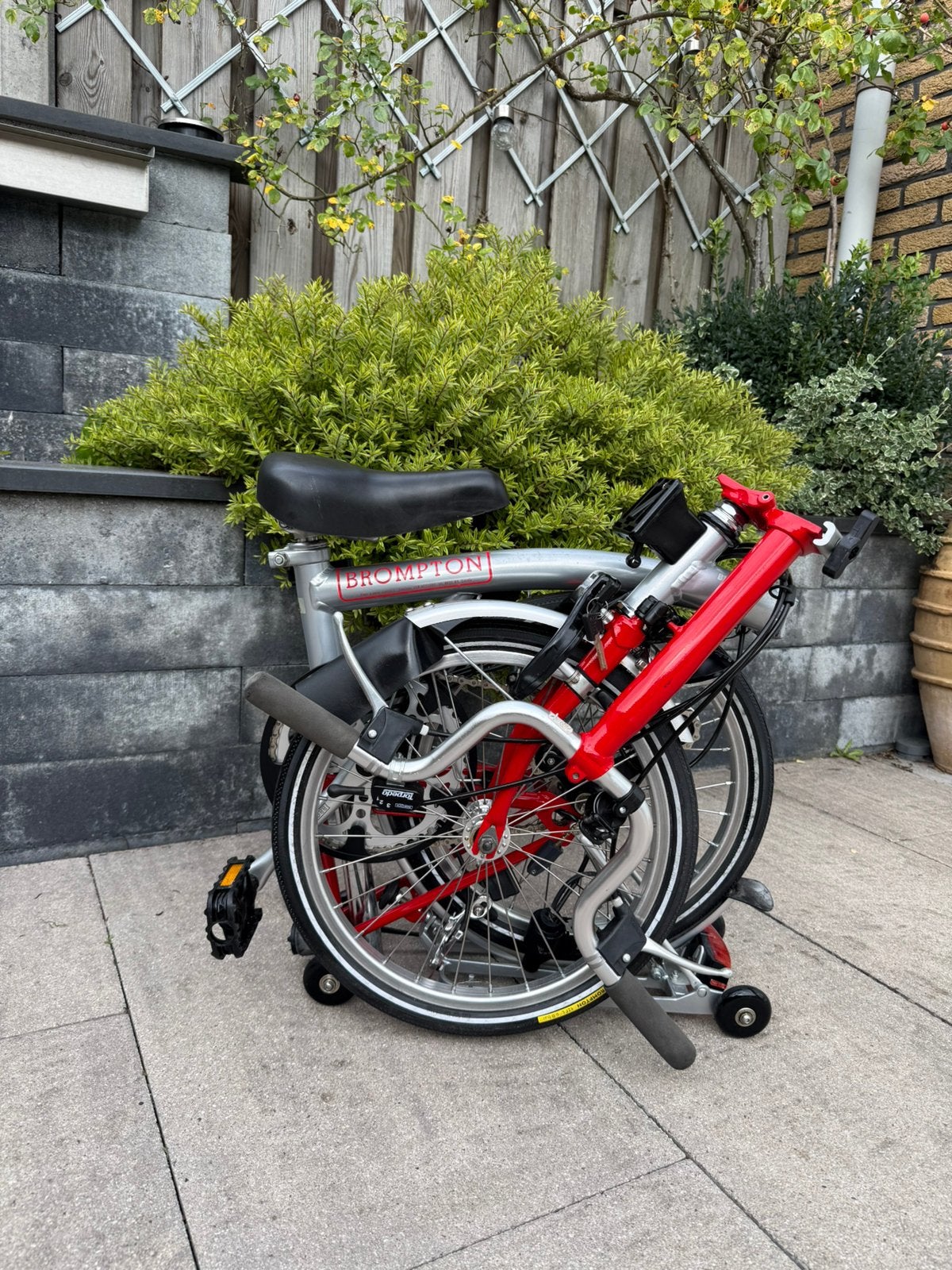 Foto 13 van Zeer nette Brompton vouwfiets