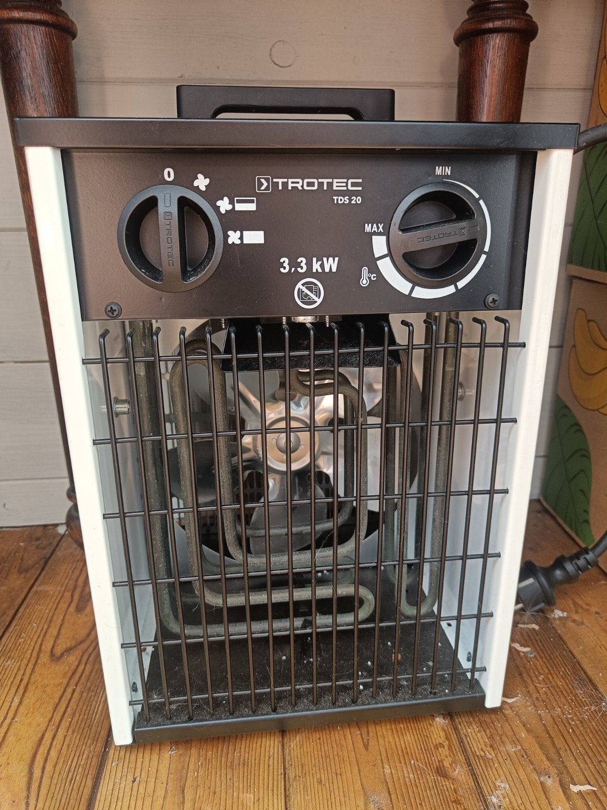 Trotec TDS 20 Elektrische Kachel 3.3 kW, Doe-het-zelf en Verbouw, Verwarming en Radiatoren, Ophalen of Verzenden, Gebruikt, 800 watt of meer