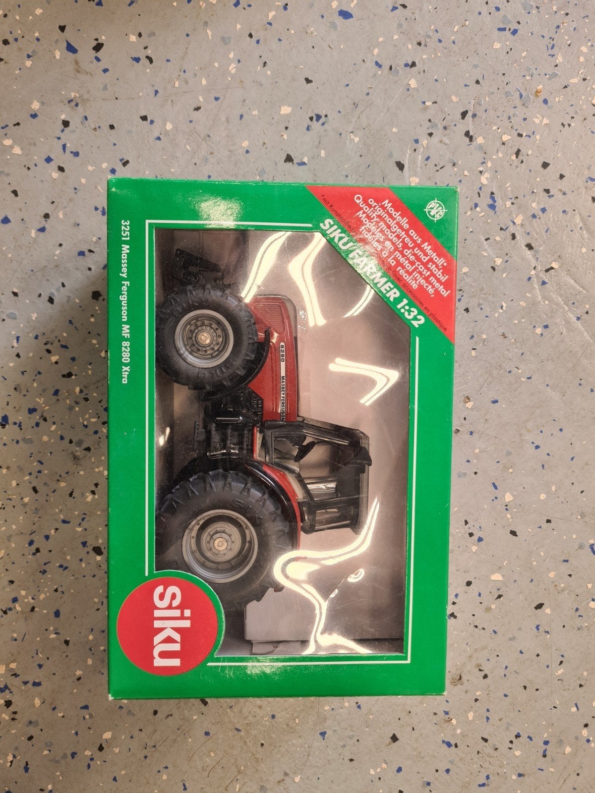 Siku Massey Ferguson MF 8280 Xtra, Ophalen of Verzenden, Tractor of Landbouw, SIKU