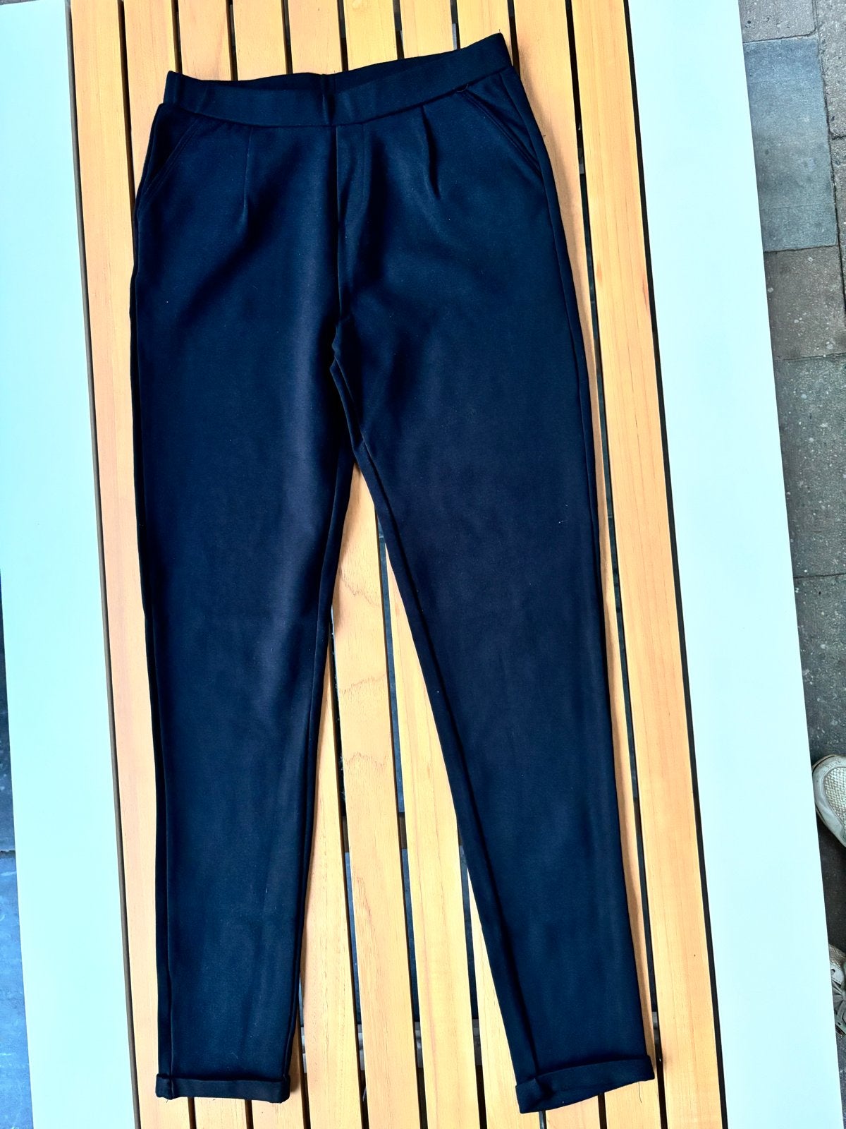 JM Nette Zwarte Broek - Maat 170/176, Kinderen en Baby's, Kinderkleding | Maat 176, Ophalen of Verzenden, Zo goed als nieuw
