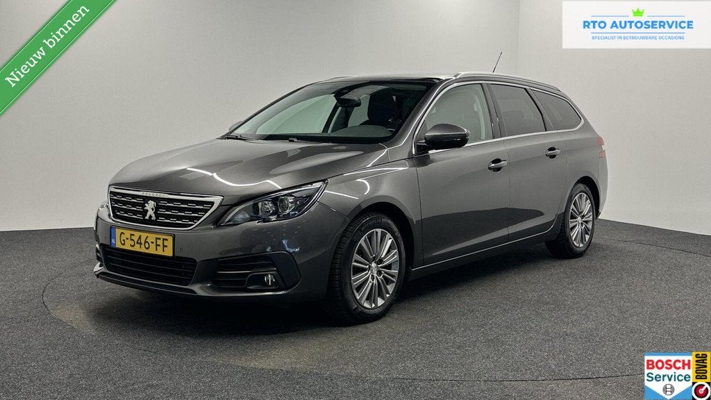 Peugeot 308 SW 1.2 PureTech Blue Lease Premium TREKHAAK CARP, Auto's, Peugeot, Voorwielaandrijving, Gebruikt, 1199 cc, Met garantie (alle)
