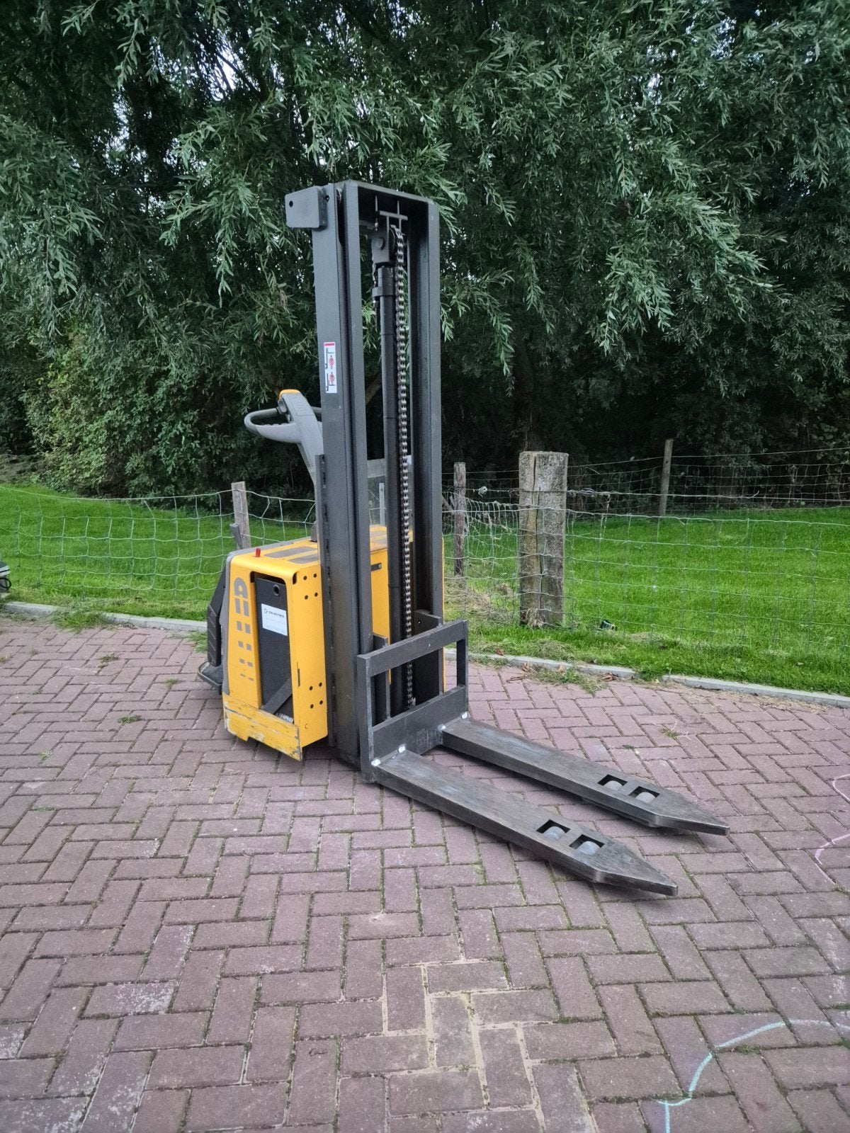 stapelaar atlet, 1000 tot 2000 kg, Ophalen, Elektrisch, Stapelaar