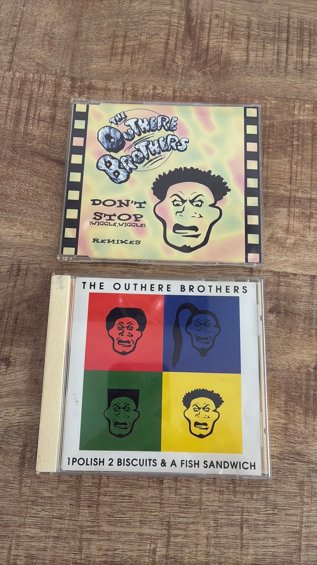 1 cd en een single van the outhere brothers, Ophalen of Verzenden, Zo goed als nieuw