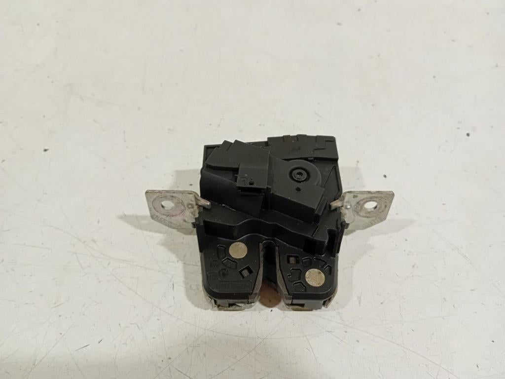 Slot mechaniek kofferdeksel achterklep elektrisch Mercedes-B, Onderdelen@venauto.nl, Van der Ven Autorecycling B.V., Gebruikt