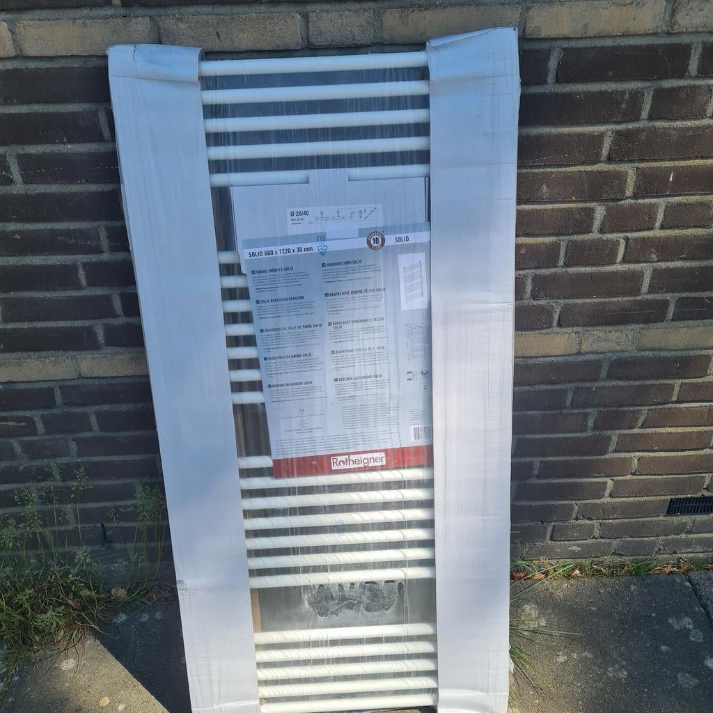 Radiator, 30 tot 80 cm, Radiator, Nieuw, Minder dan 60 cm