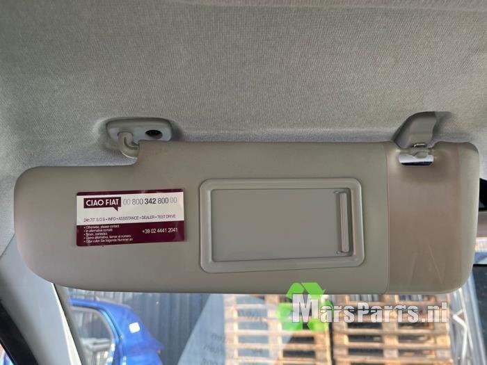 Zonneklep van een Fiat Panda, Auto-onderdelen, Gebruikt, -, -, Ophalen of Verzenden