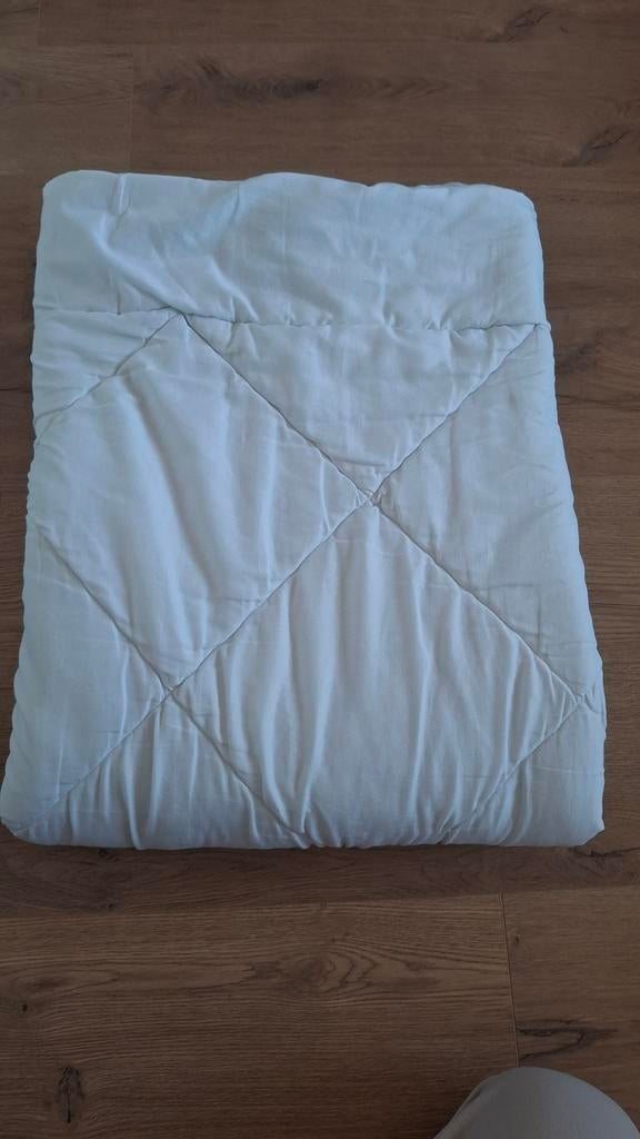 Dekbed ,matrasbeschermer, 2 dekbedhoezen met 2 onderlakens., Ophalen, Jongetje of Meisje, Wit, Deken of Dekbed